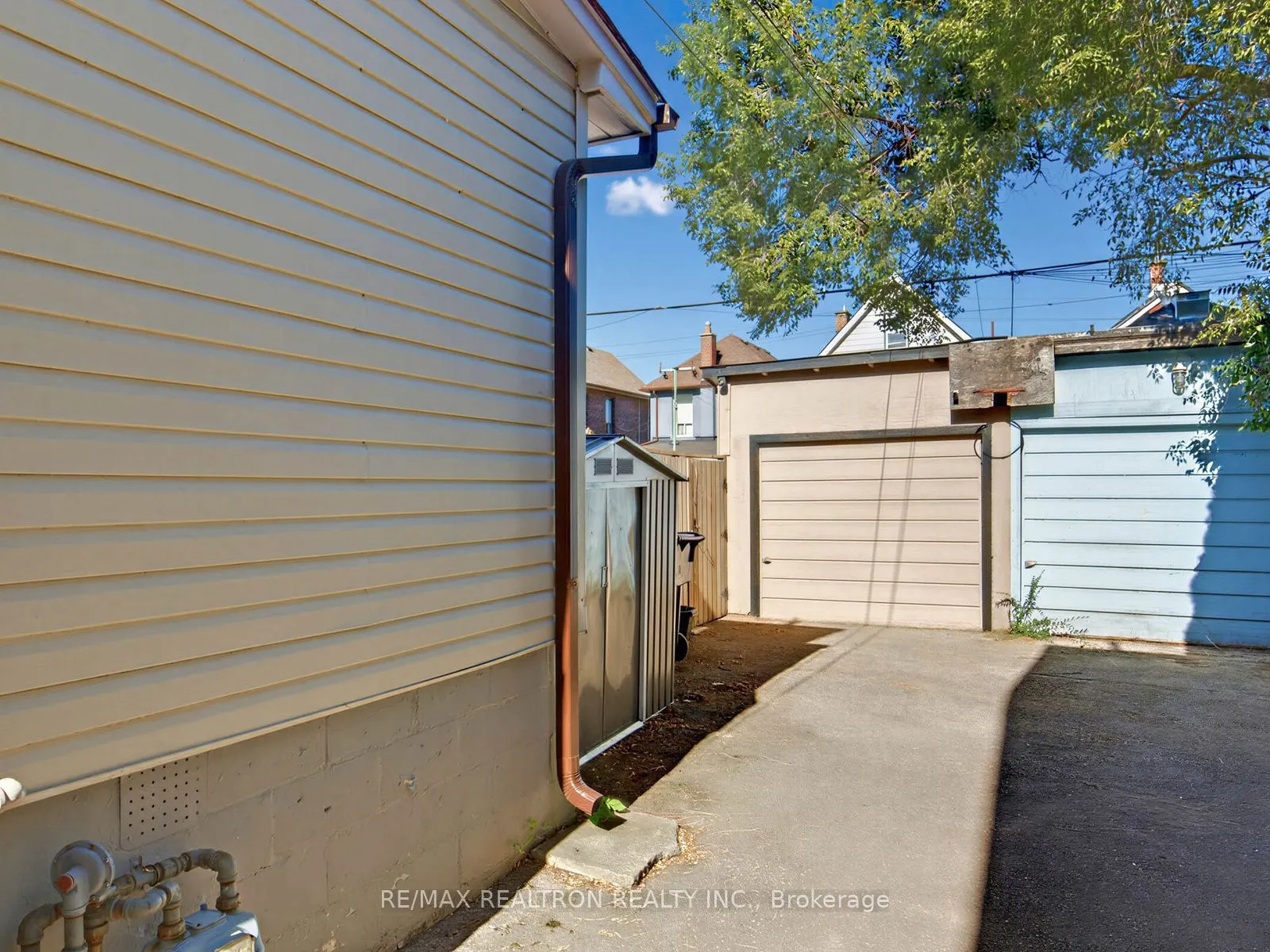 22 Mahoney Avenue