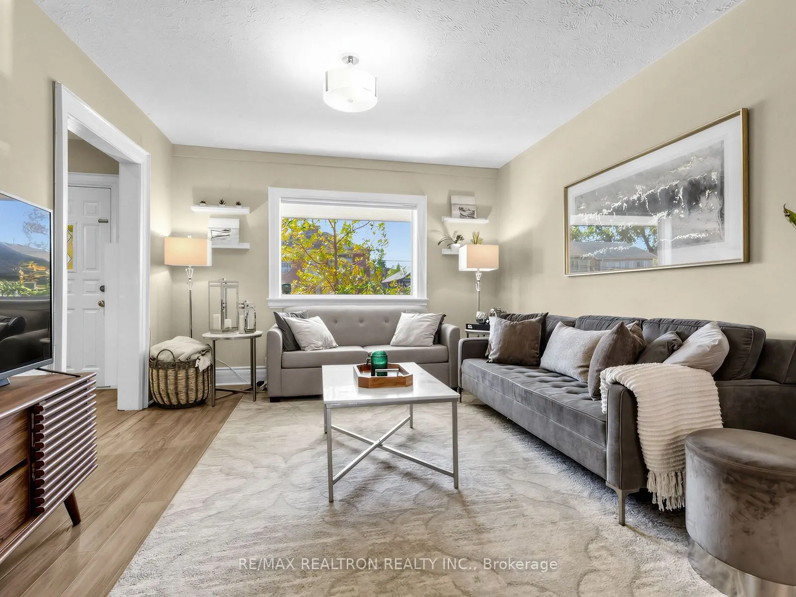 22 Mahoney Avenue