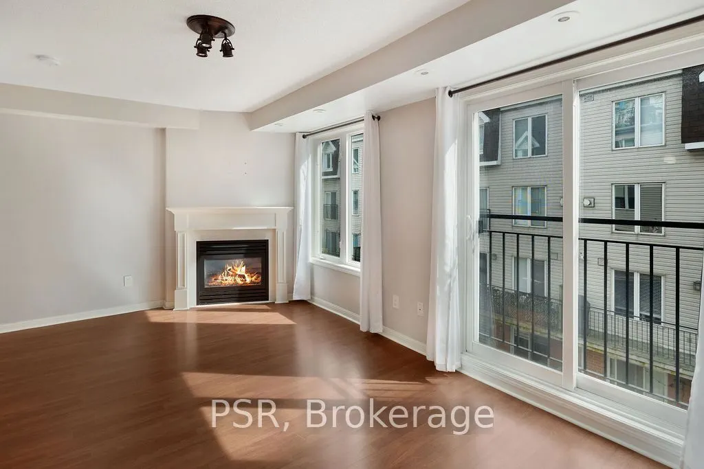 20 Laidlaw Street #1104