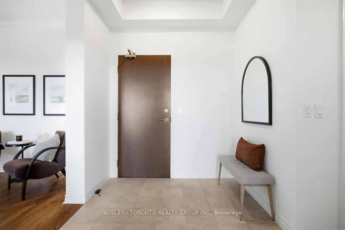 2662 Bloor Street W #1001