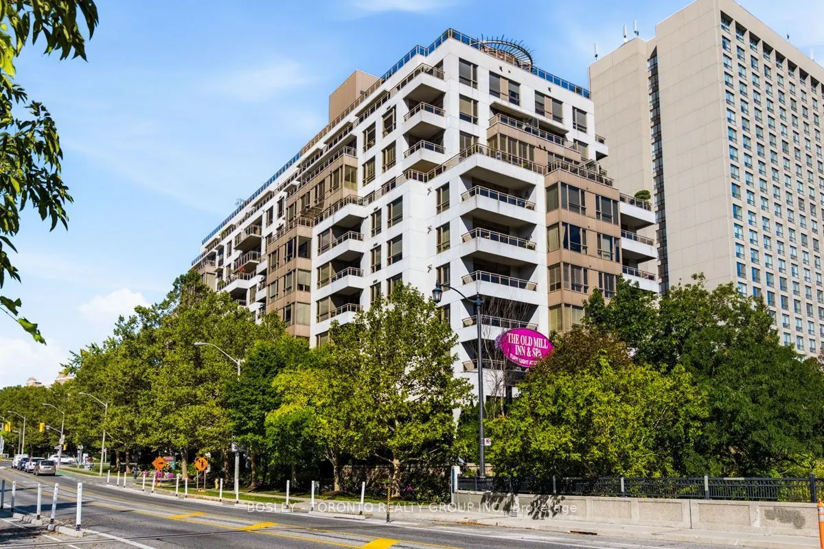 2662 Bloor Street W #1001