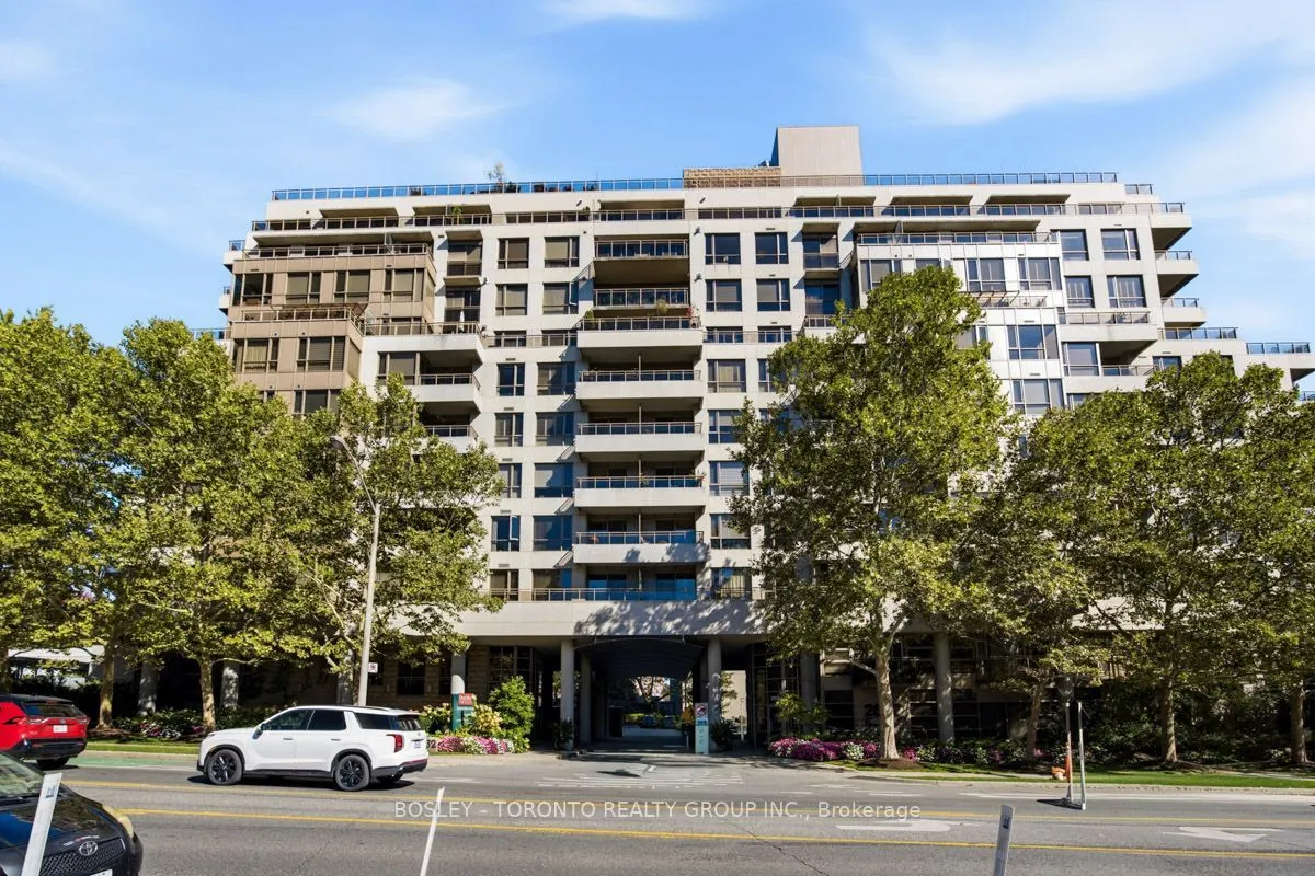 2662 Bloor Street W #1001