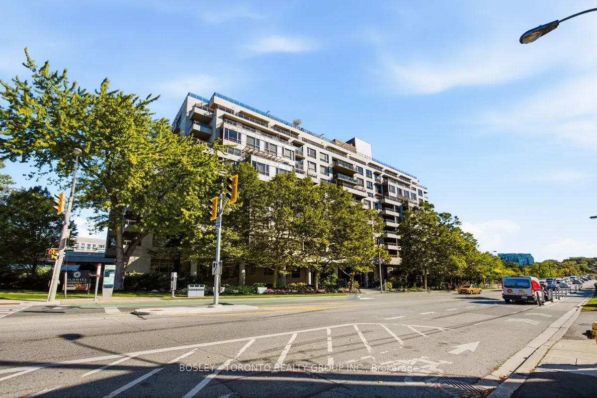 2662 Bloor Street W #1001