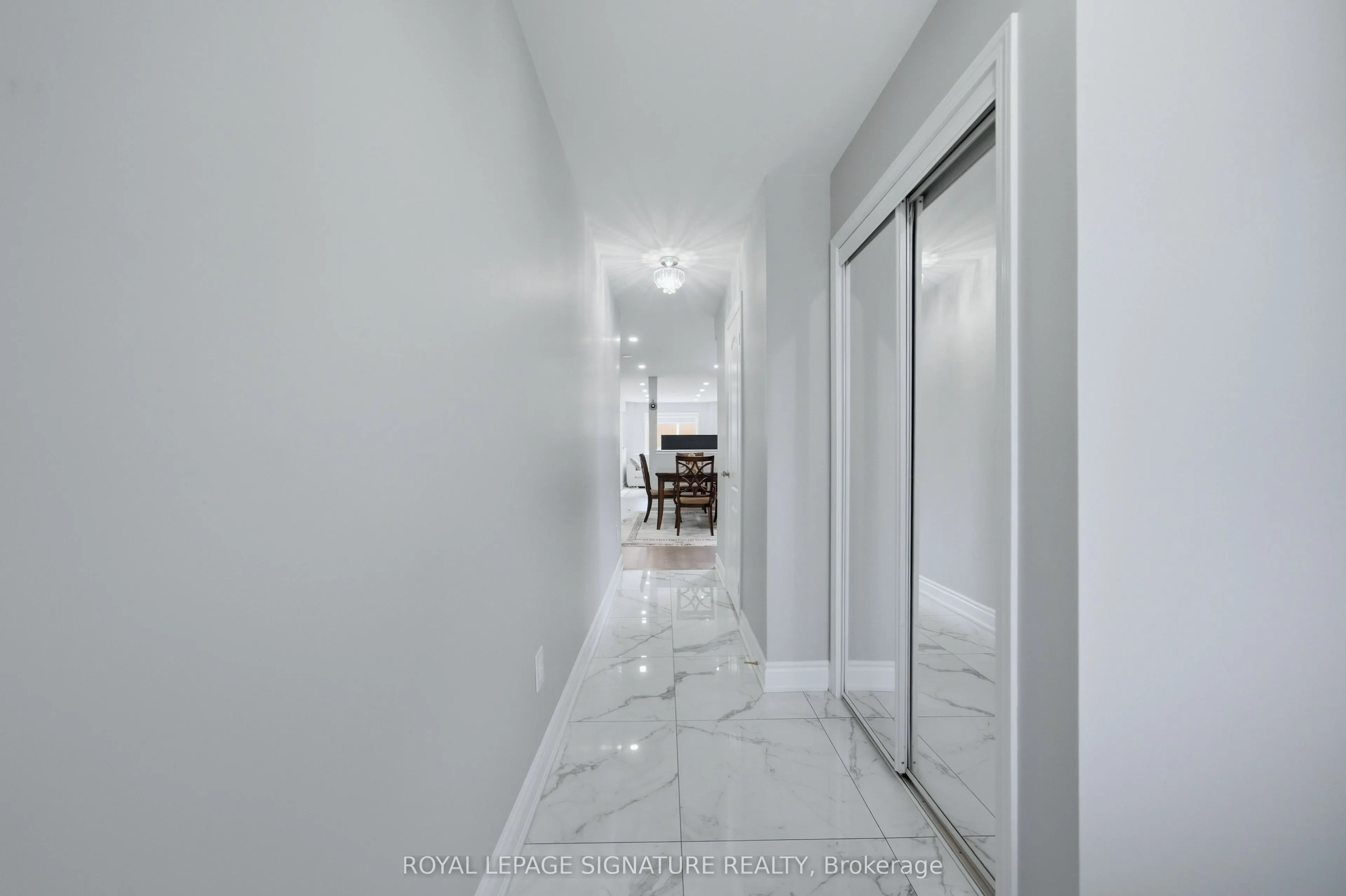 72 Tarquini Crescent