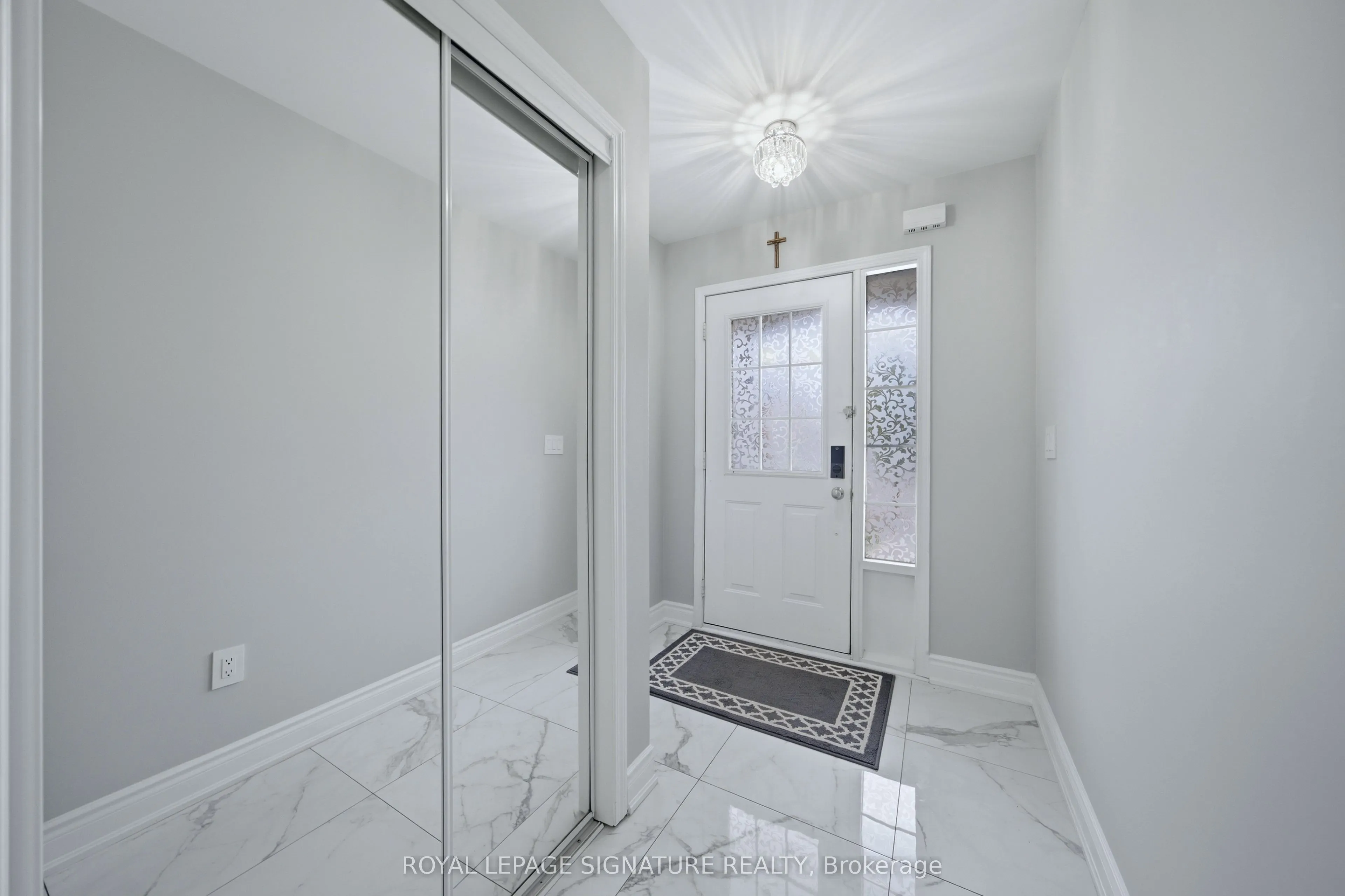 72 Tarquini Crescent