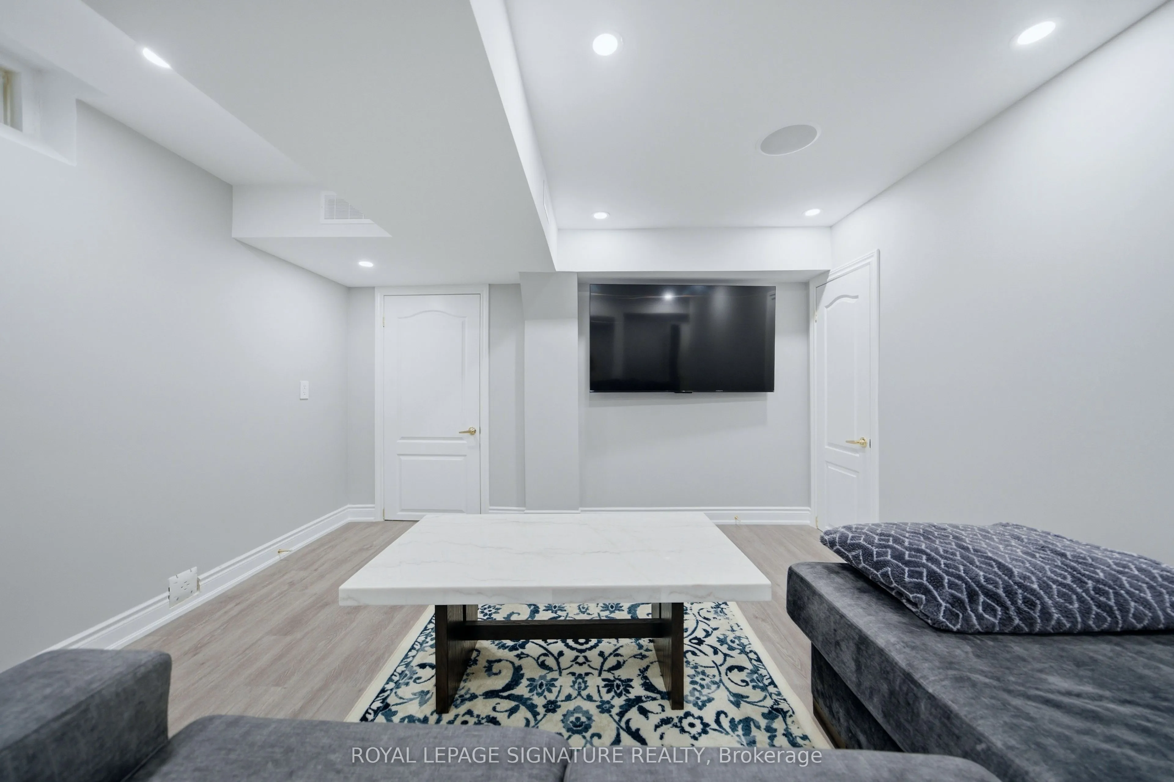 72 Tarquini Crescent
