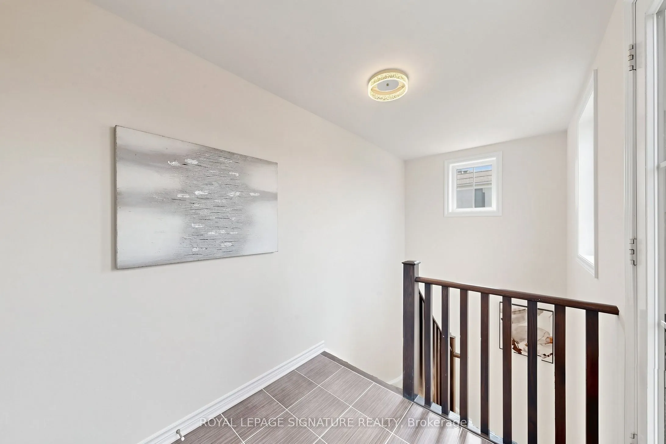 2441 Greenwich Drive #11