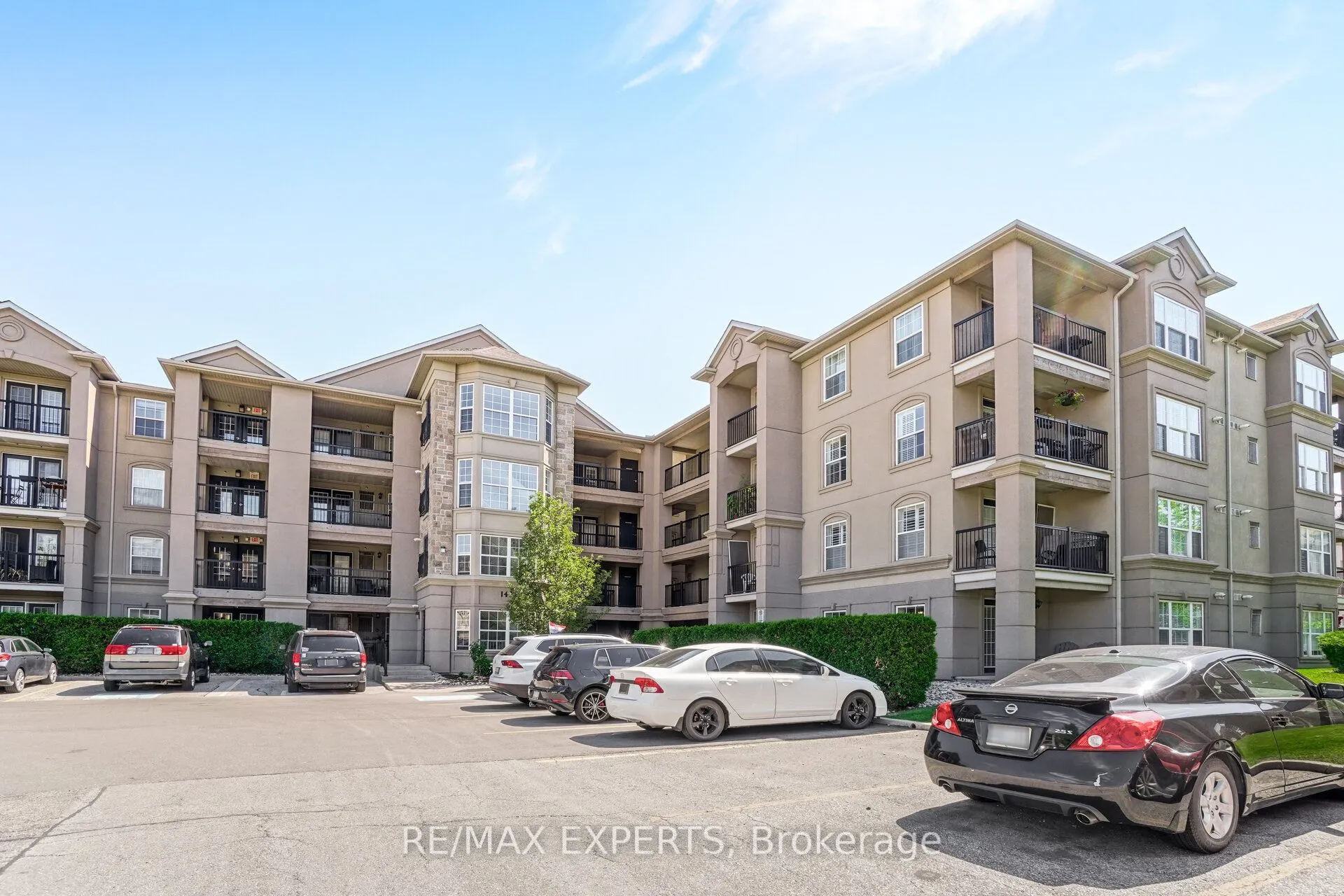1491 Maple Avenue #206
