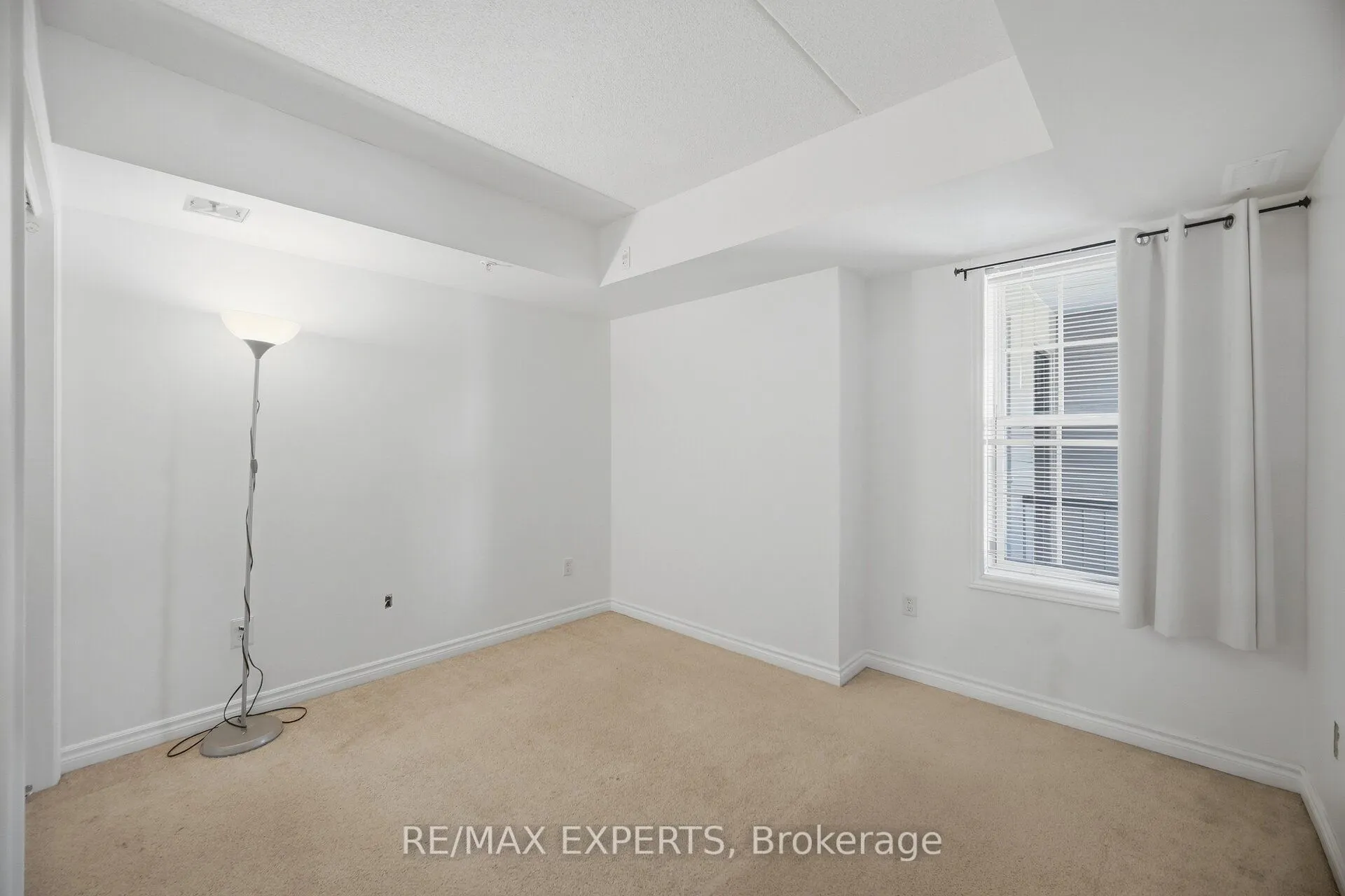 1491 Maple Avenue #206