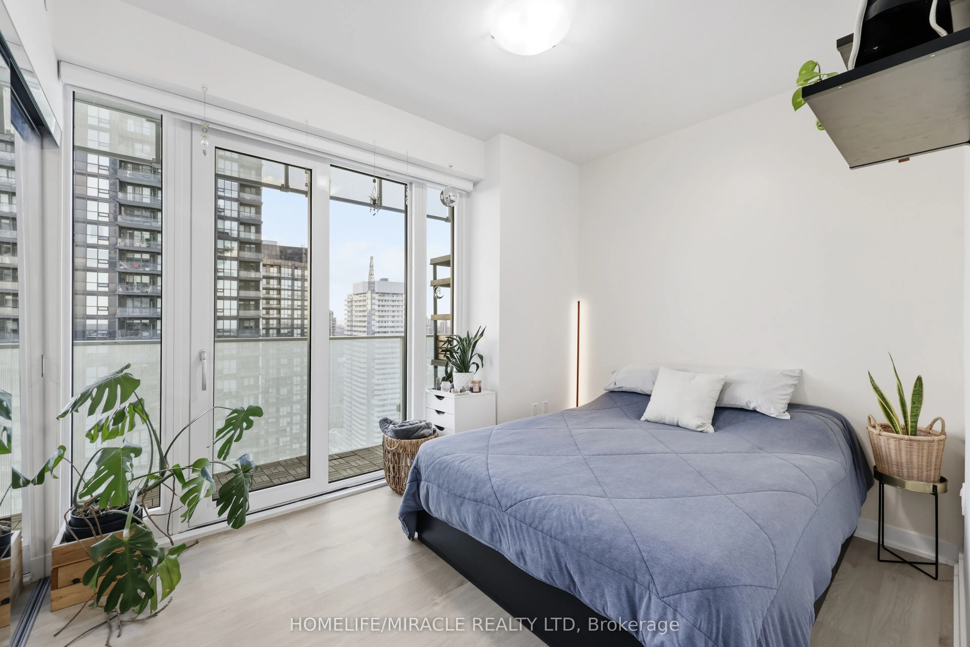 3900 Confederation Parkway #3709