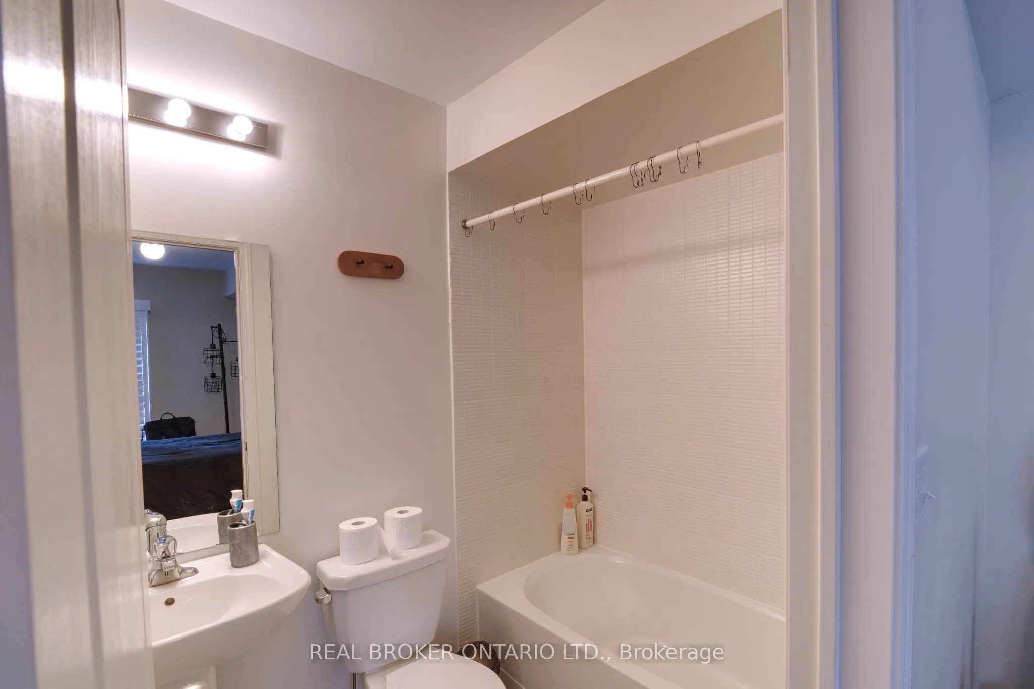 1123 Haig Boulevard #2