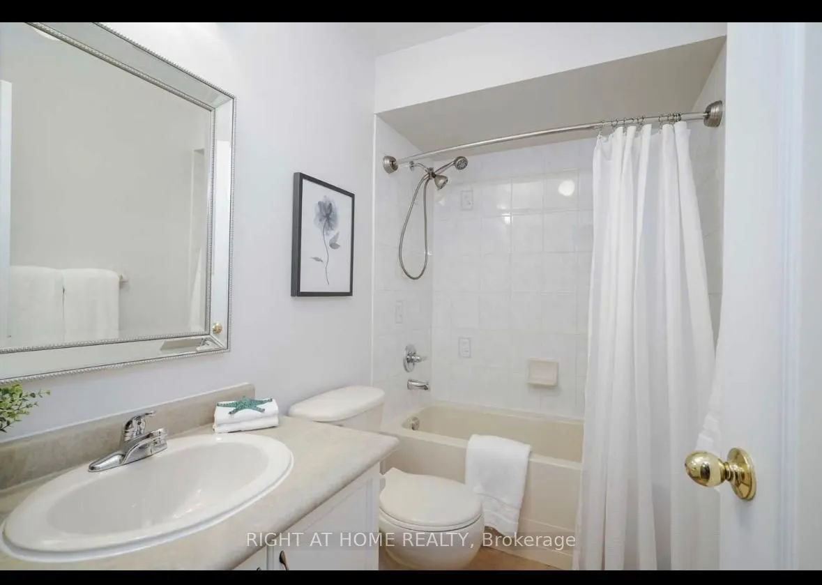 6399 Spinnaker Circle #121