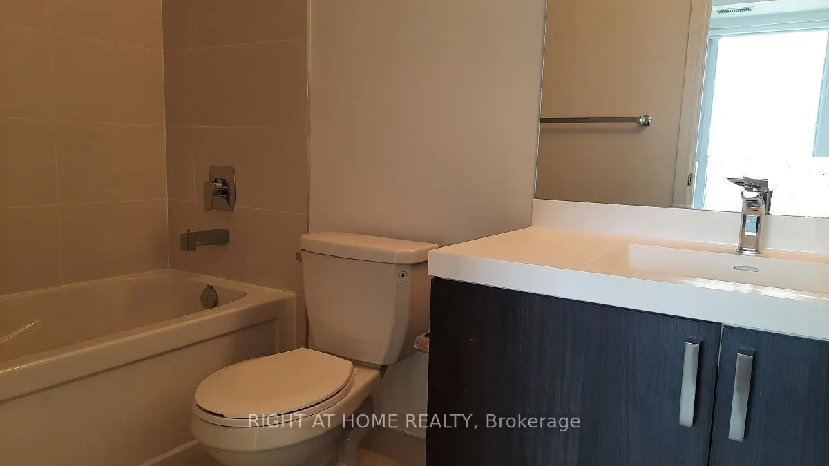 8 Nahani Way #2103