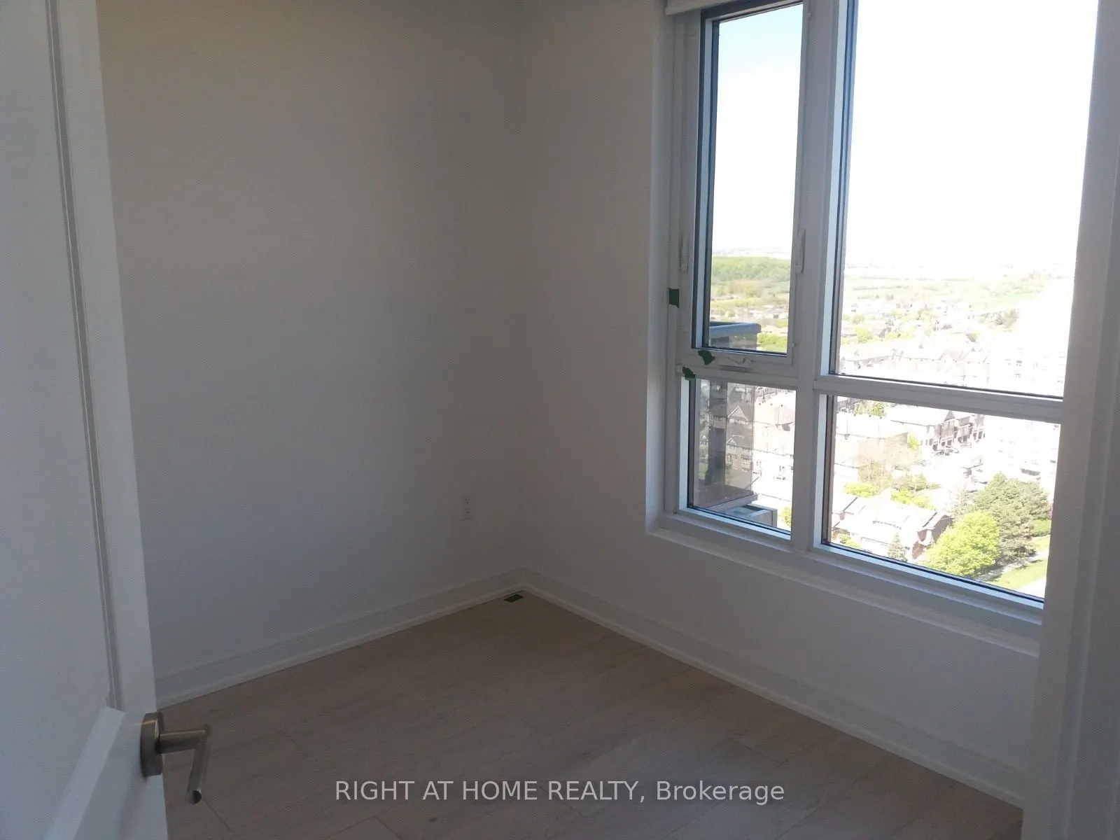 8 Nahani Way #2103