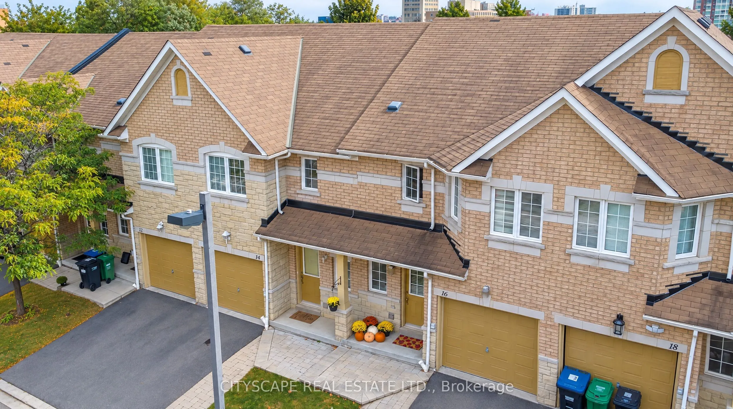 3150 Pinto Place #16