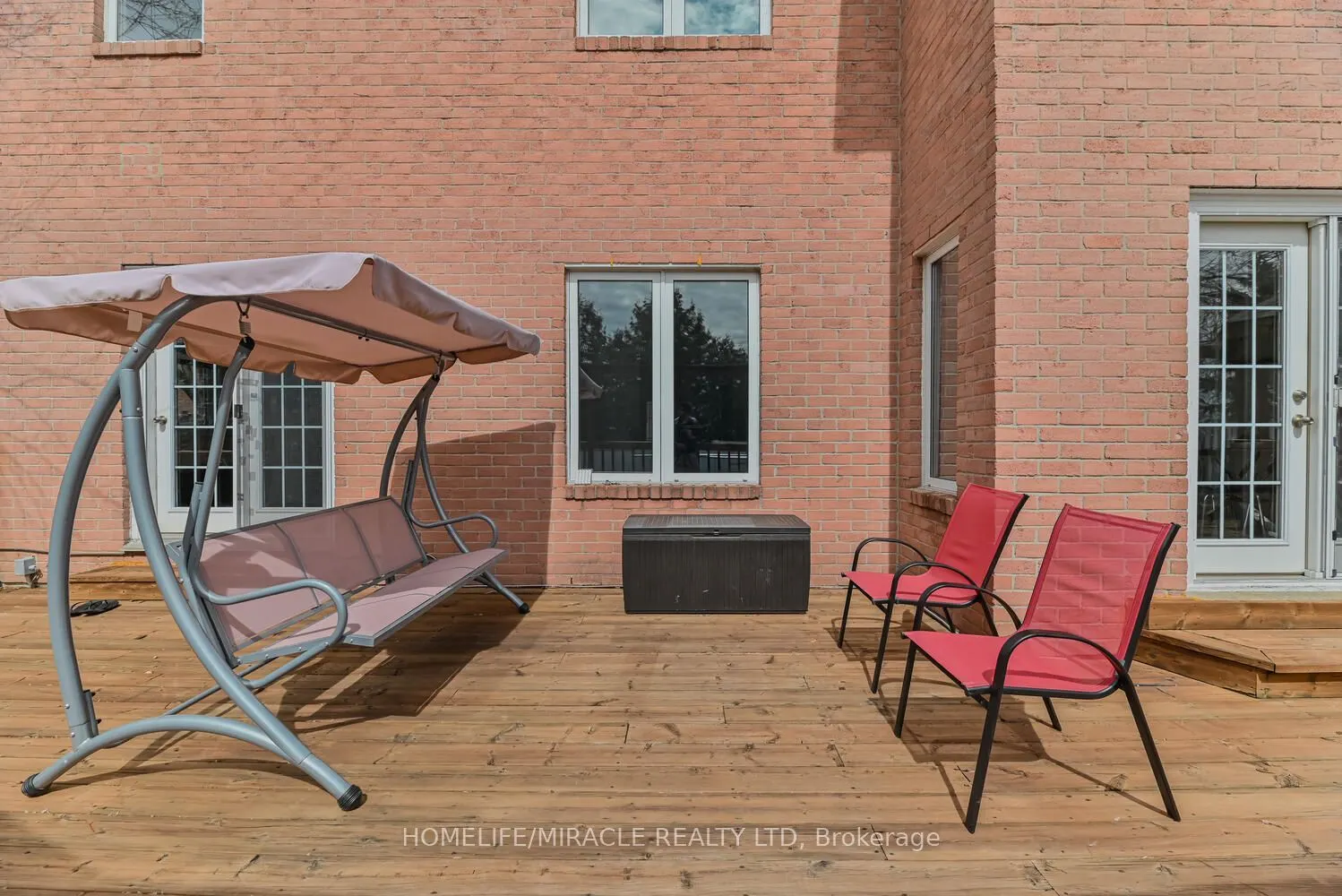 32 Plover Place