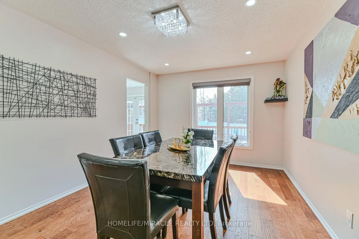 32 Plover Place