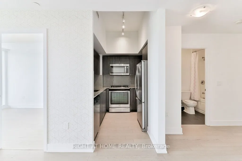30 Shore Breeze Drive #236