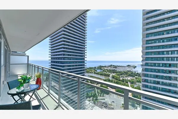 33 Shore Breeze Drive #2901