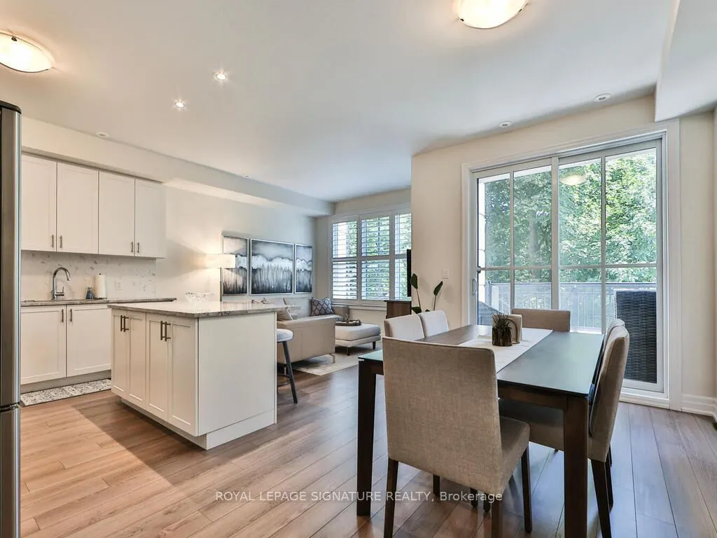 652 Cricklewood Drive #212