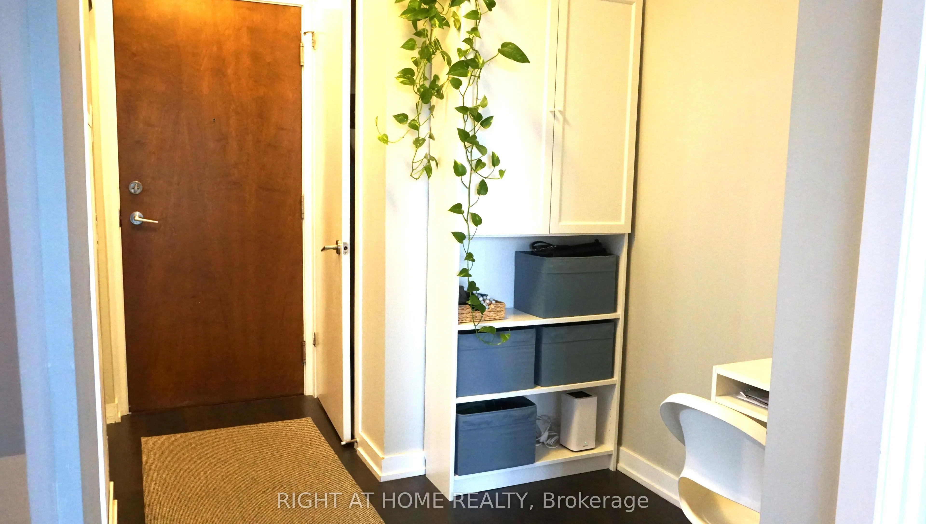 2212 Lake Shore Boulevard W #502