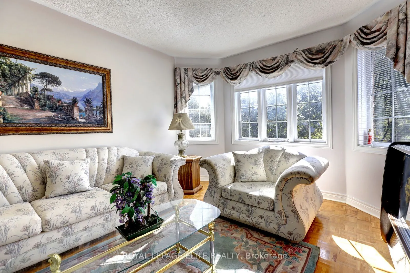 5 Pinecone Way E