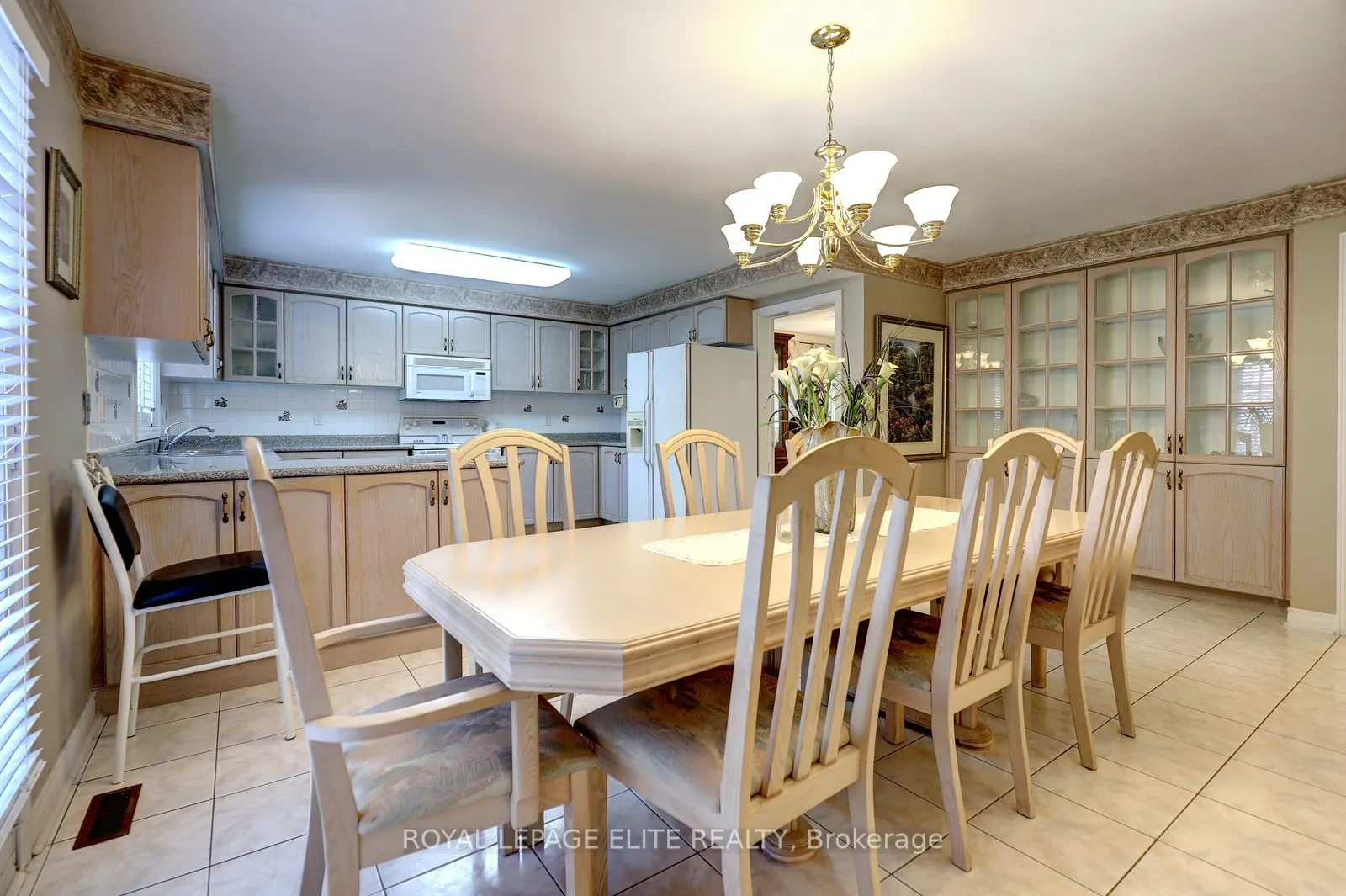 5 Pinecone Way E