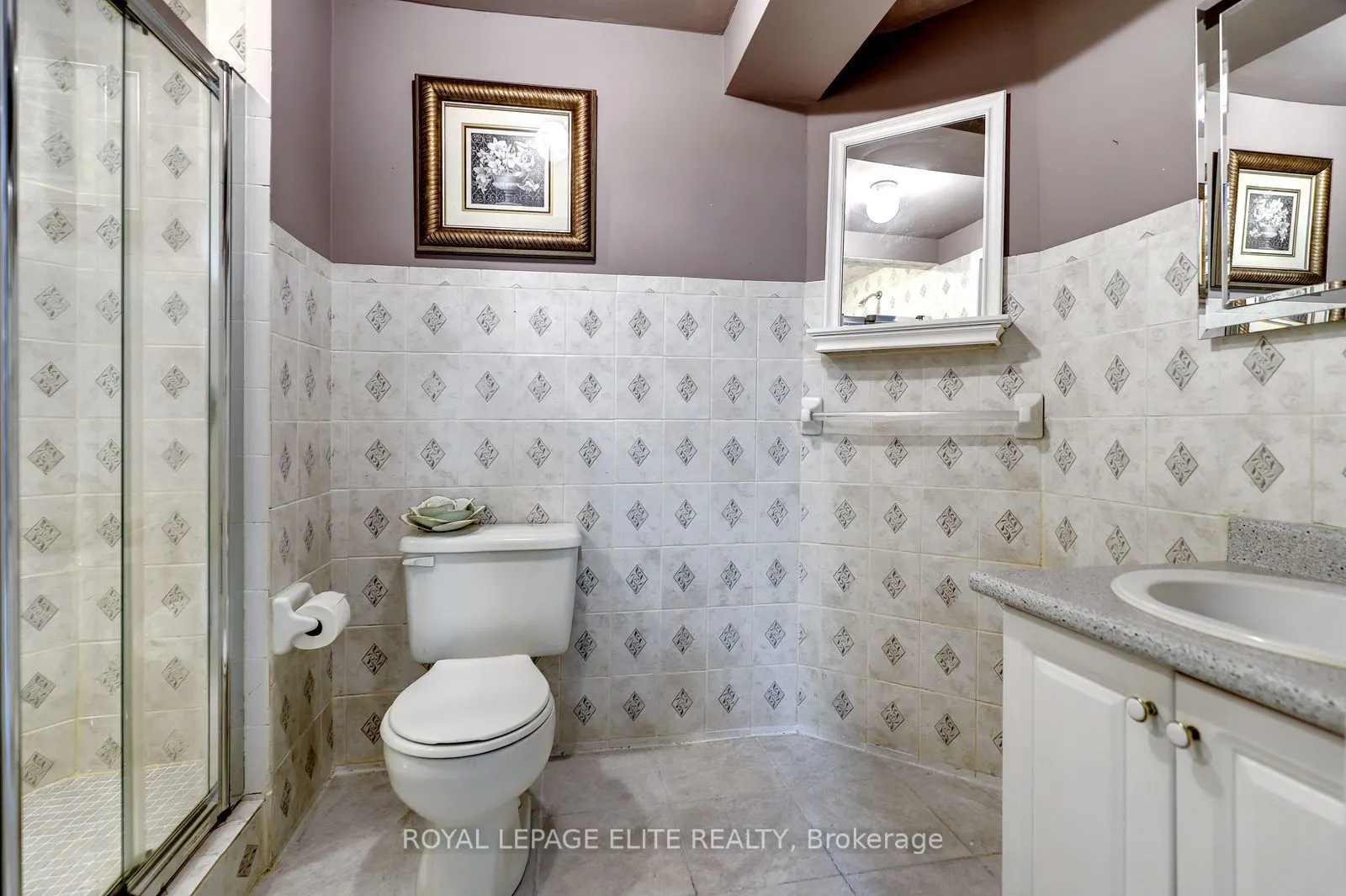 5 Pinecone Way E
