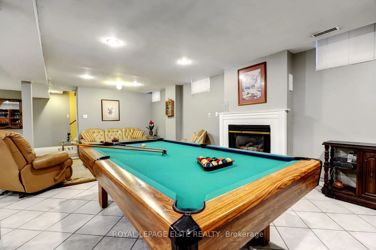 5 Pinecone Way E