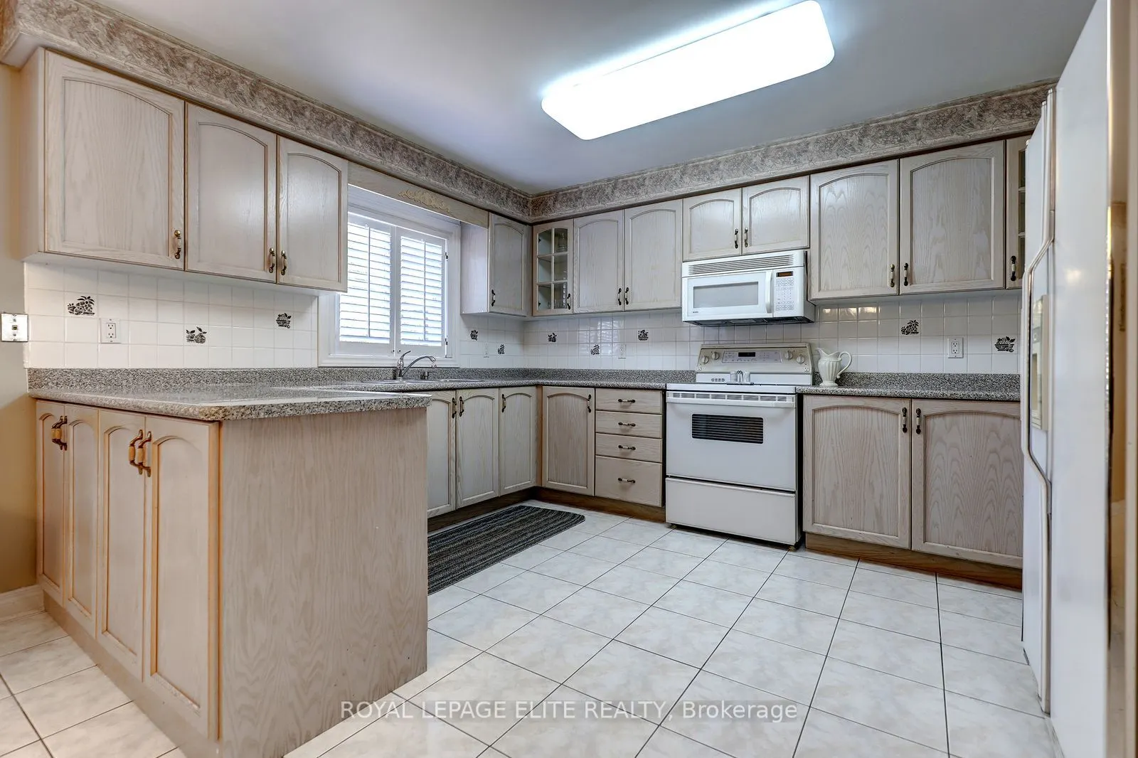 5 Pinecone Way E
