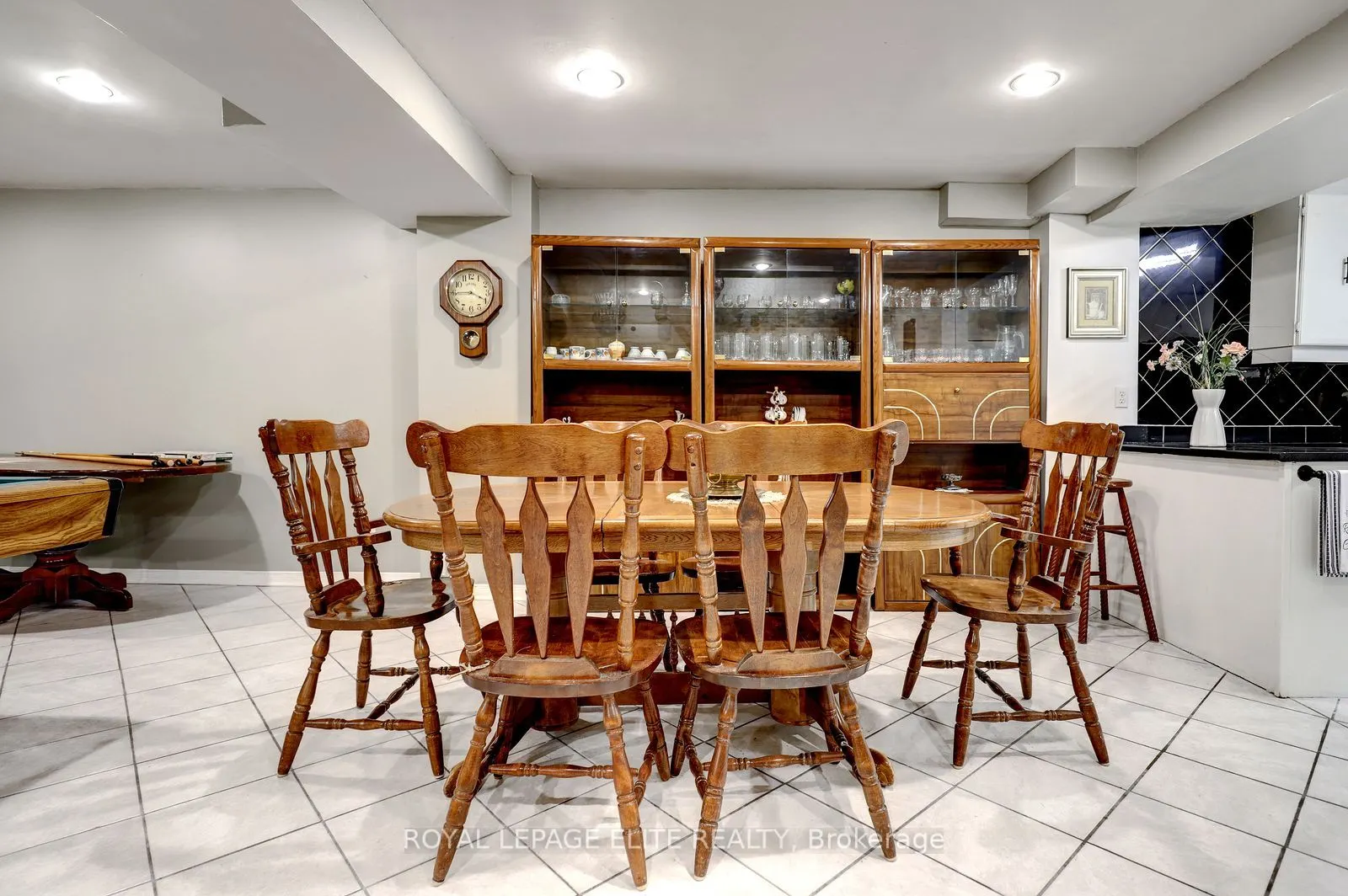 5 Pinecone Way E