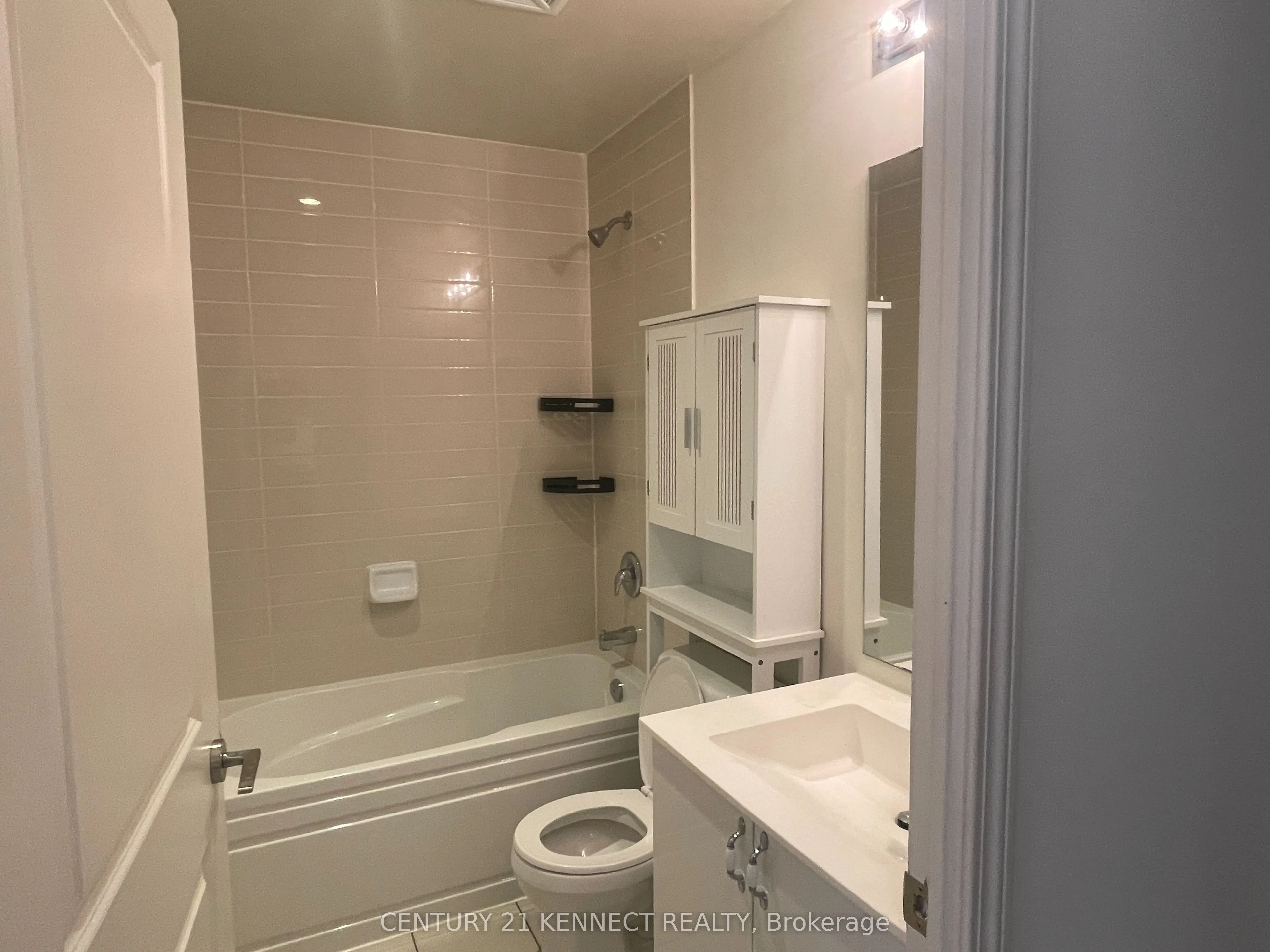 39 Annie Craig Drive #1602