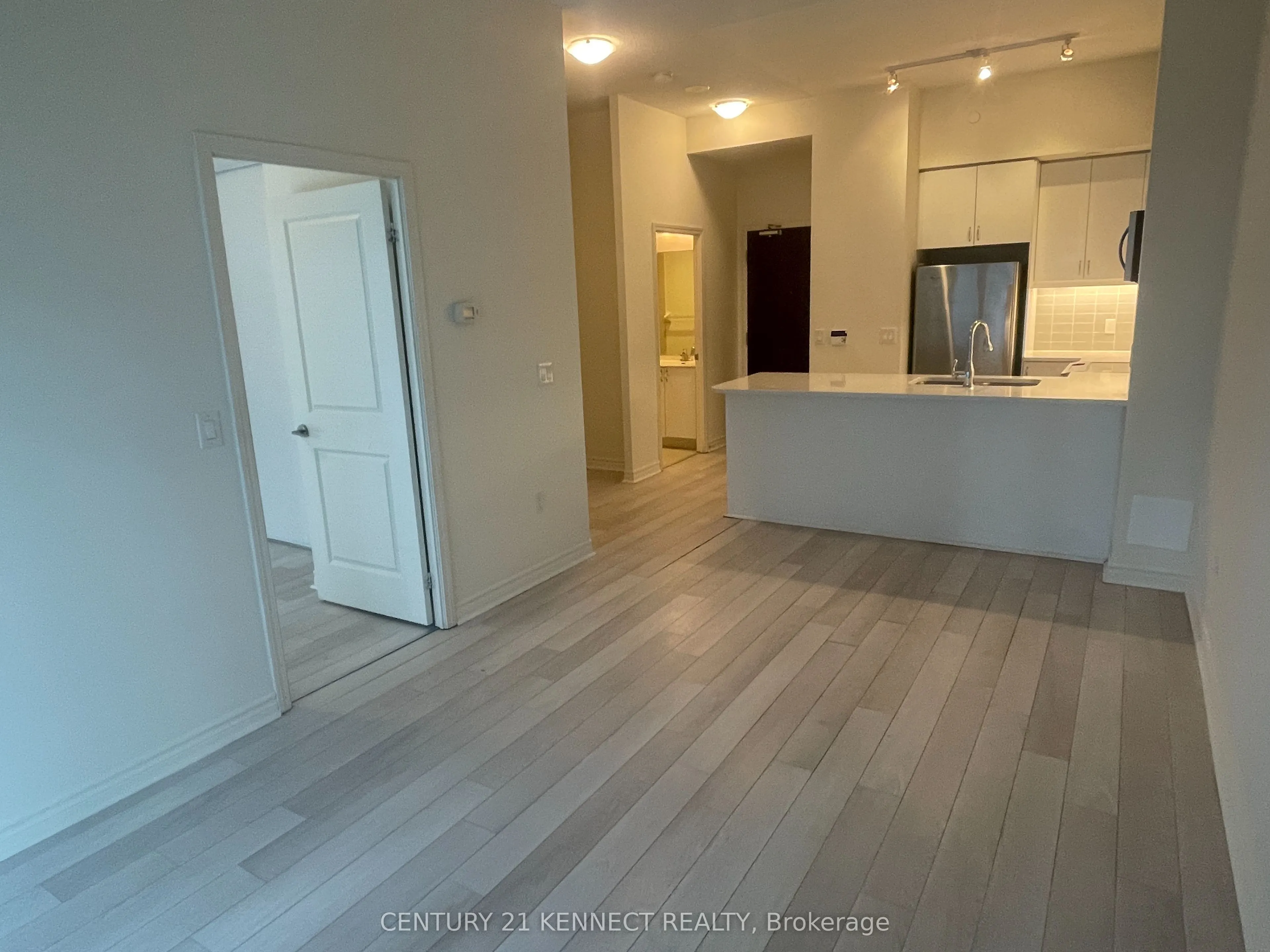 39 Annie Craig Drive #1602