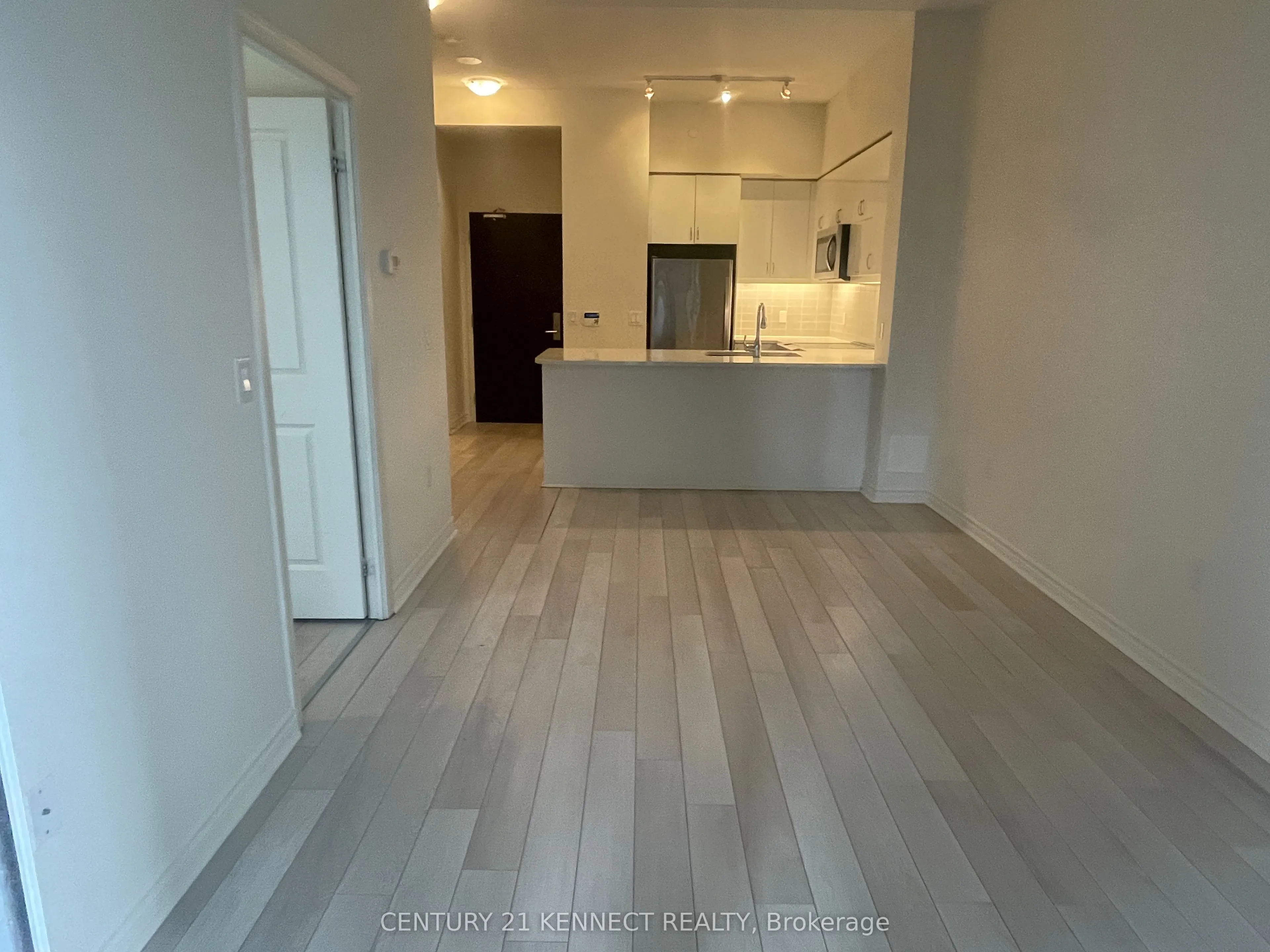 39 Annie Craig Drive #1602
