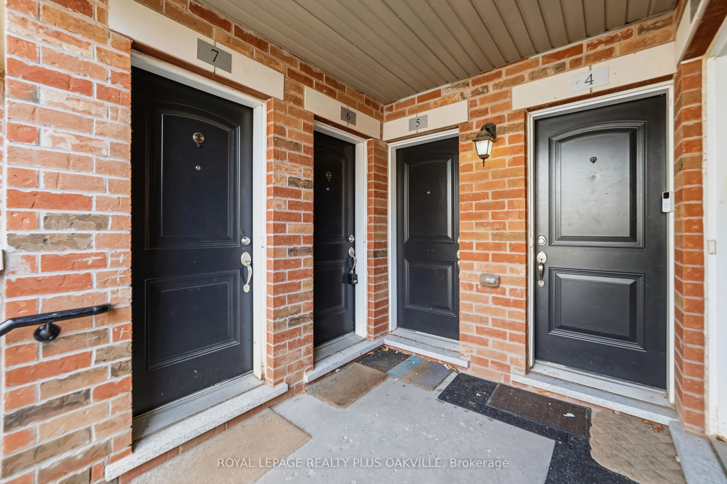 2464 Post Road #6