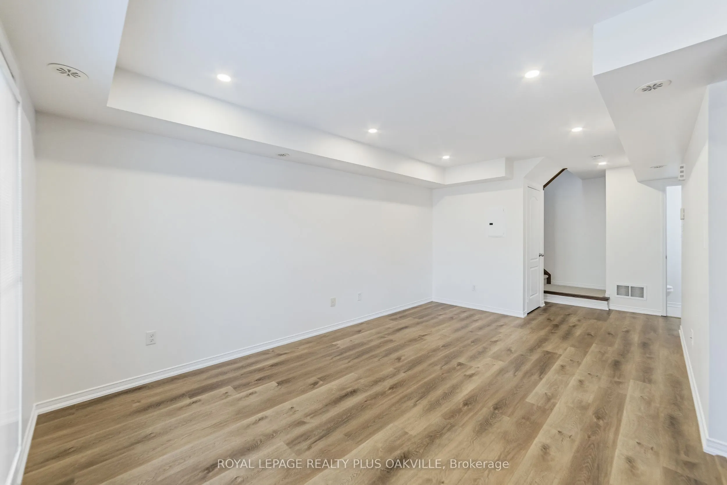 2464 Post Road #6