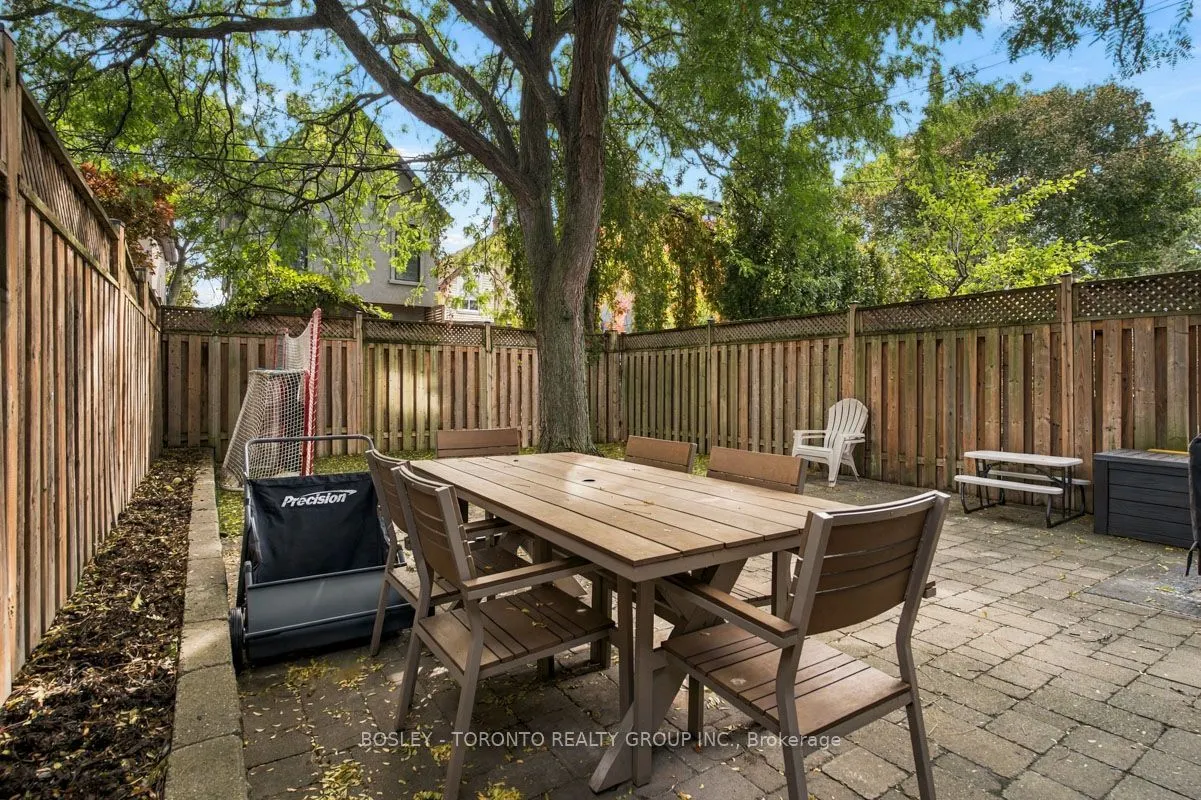 47 Raymond Avenue
