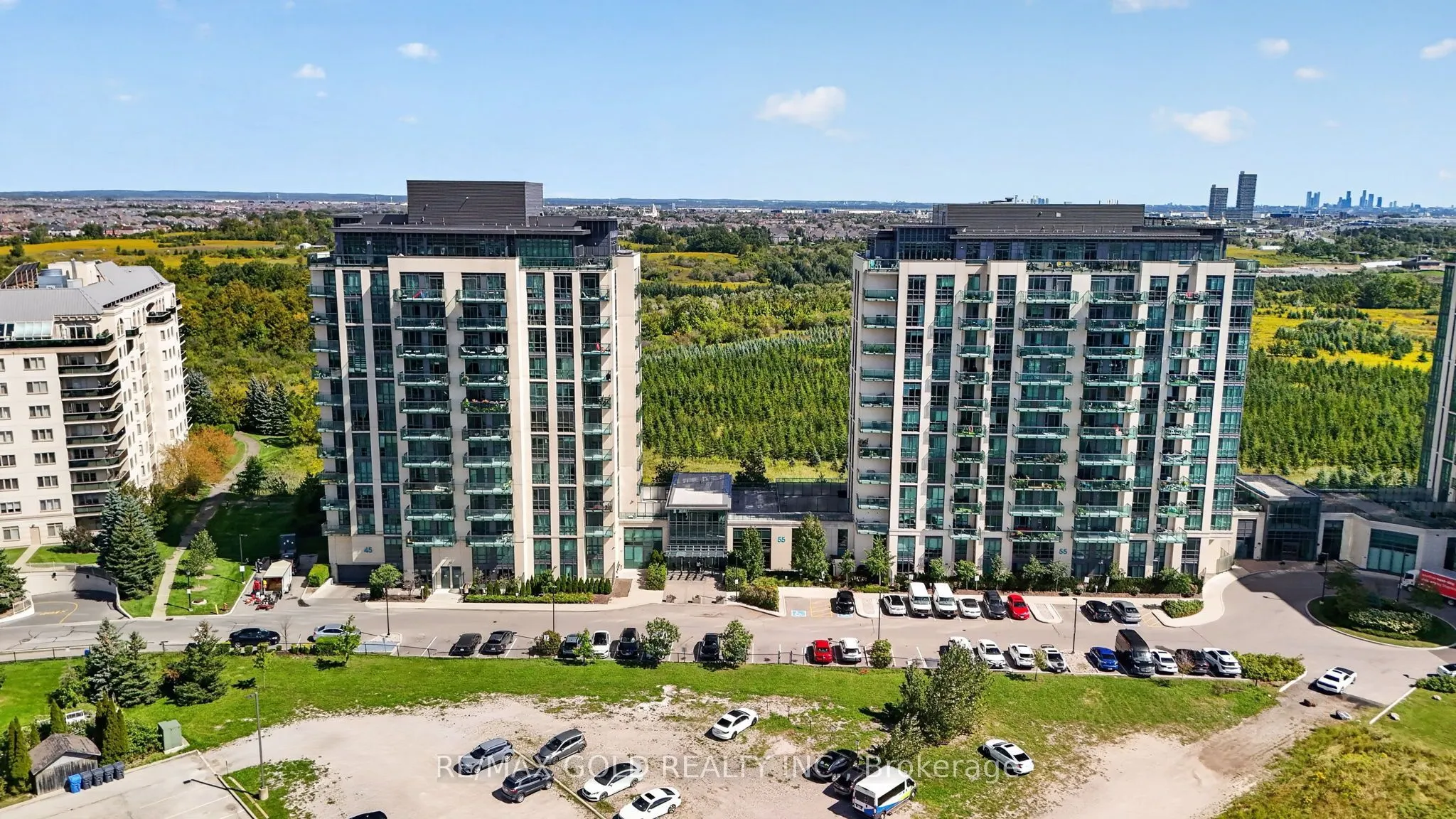 55 Yorkland Boulevard #308