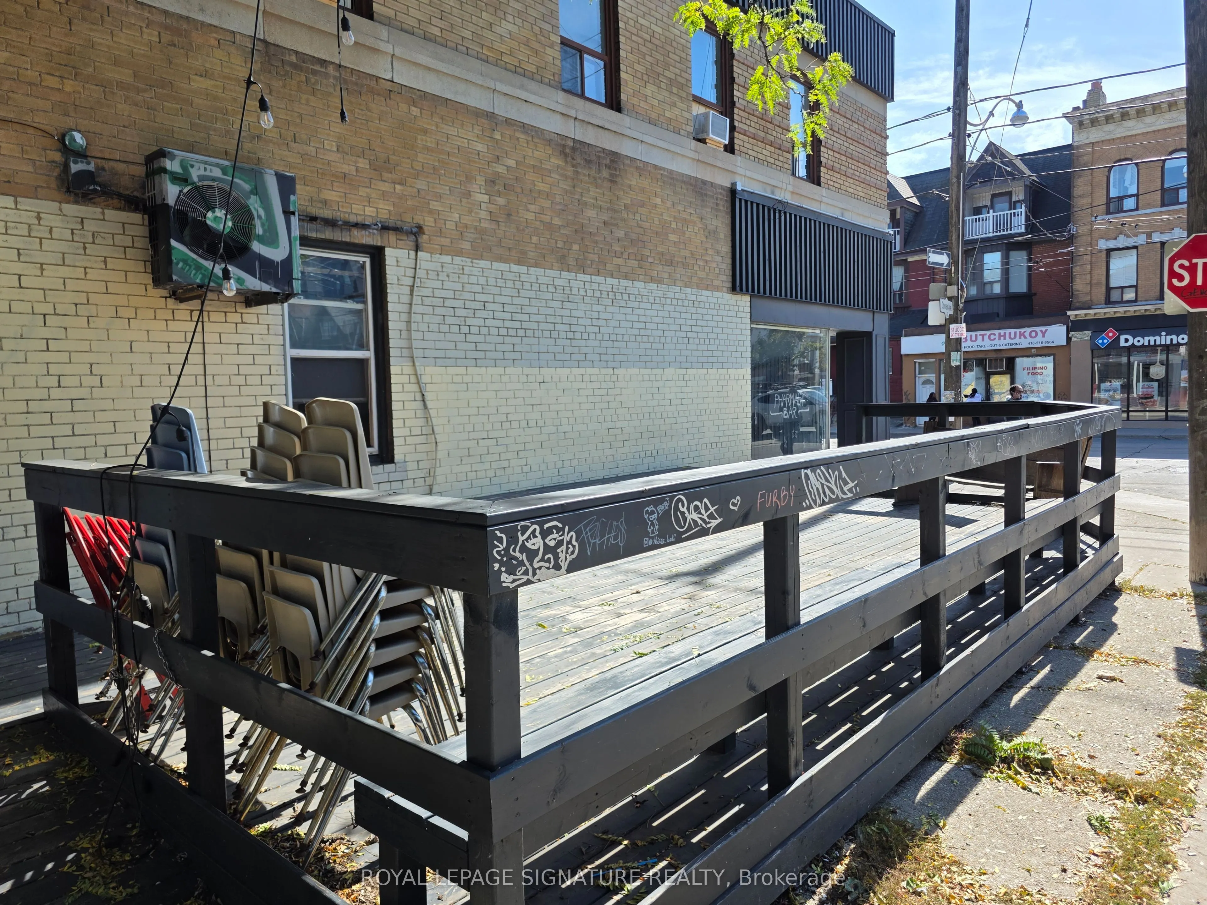 1318 King Street W