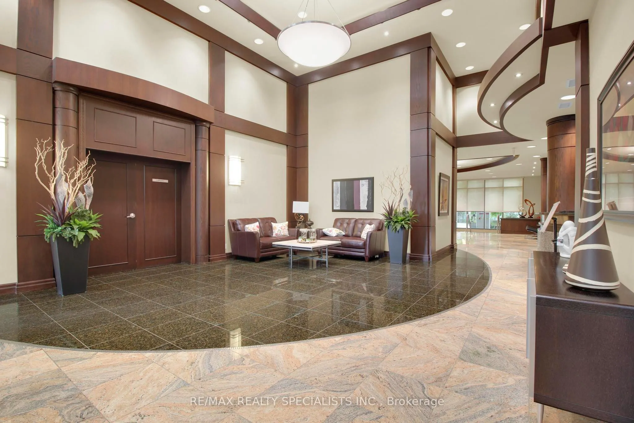 335 Rathburn Road W #2303
