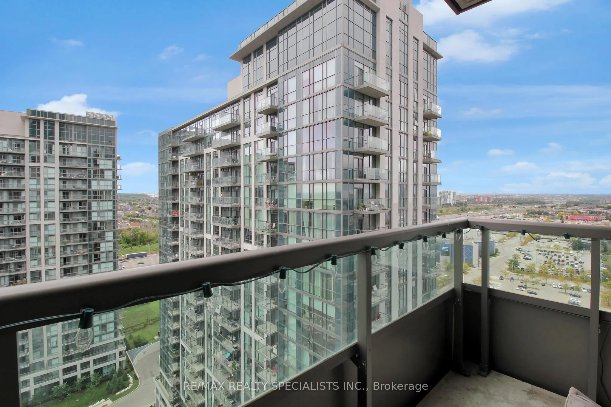 335 Rathburn Road W #2303