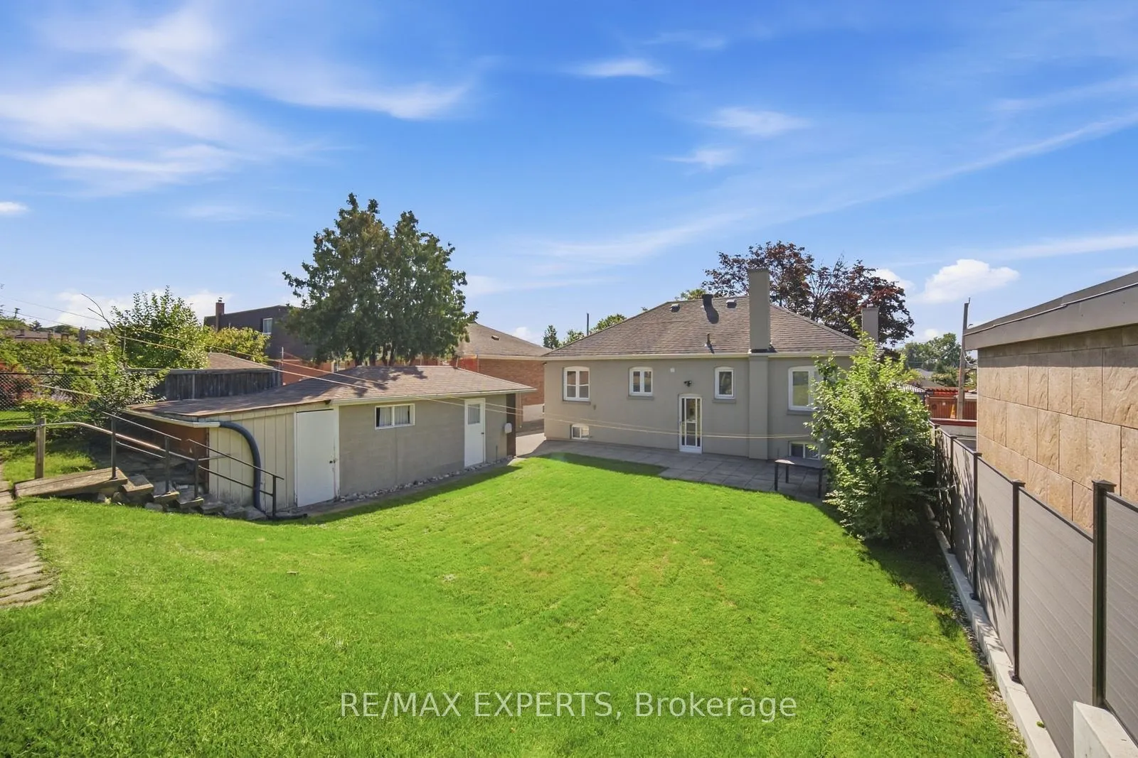 90 Heathrow Drive