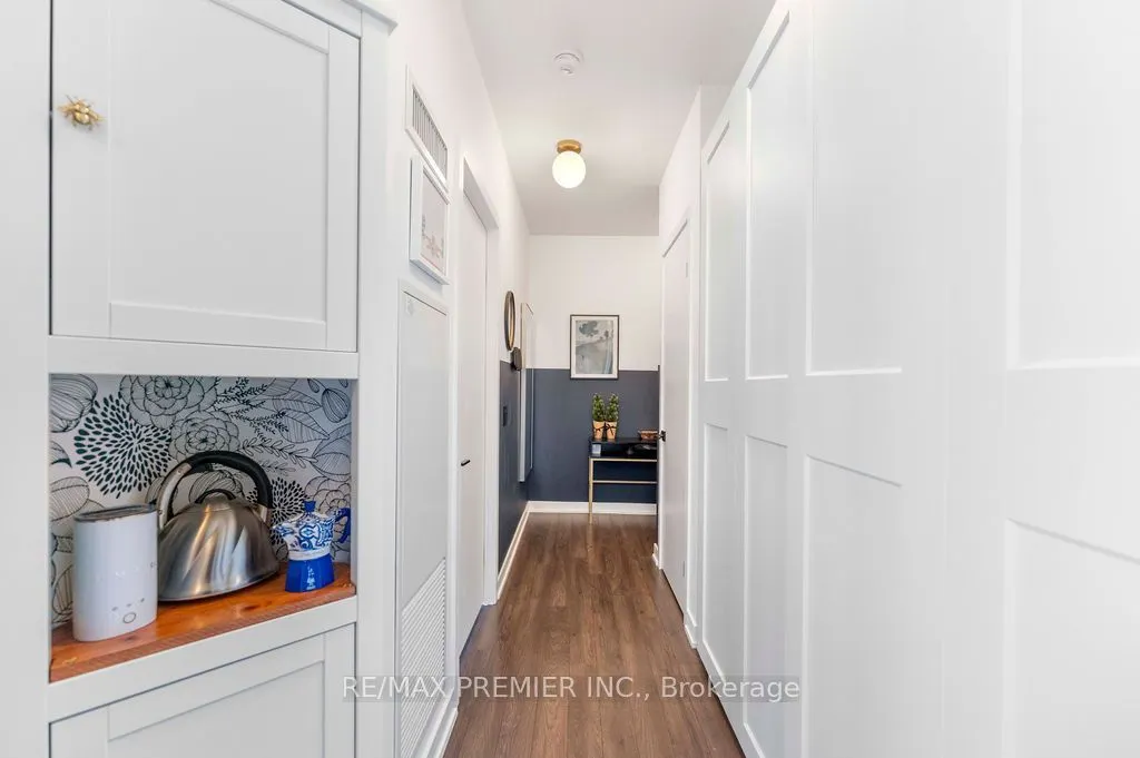 10 Park Lawn Road #1807