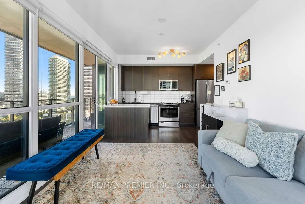 10 Park Lawn Road #1807