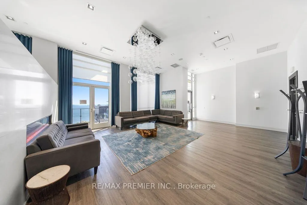 10 Park Lawn Road #1807