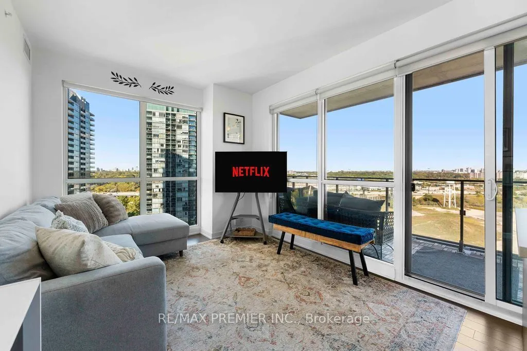 10 Park Lawn Road #1807