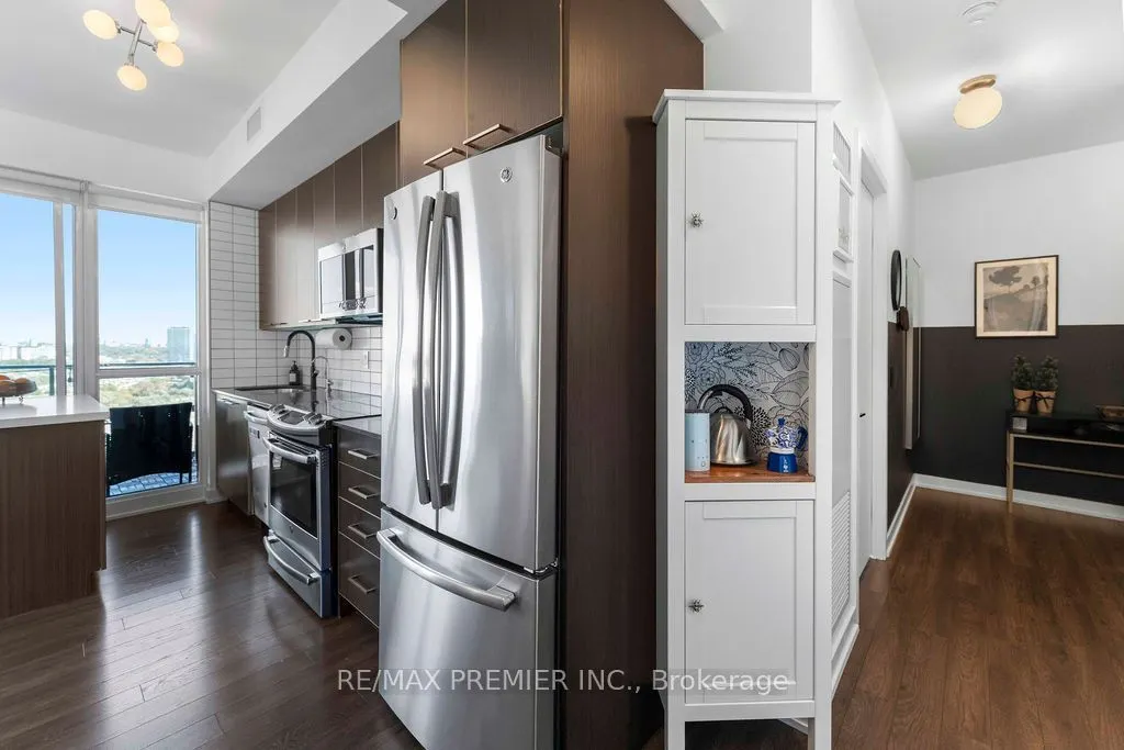 10 Park Lawn Road #1807