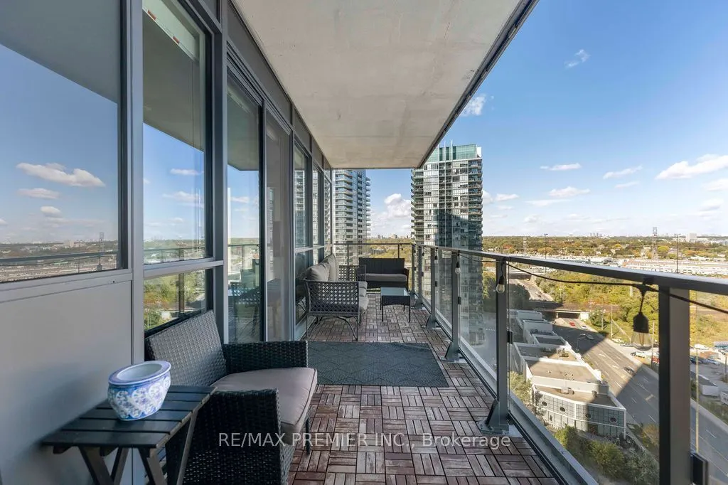 10 Park Lawn Road #1807