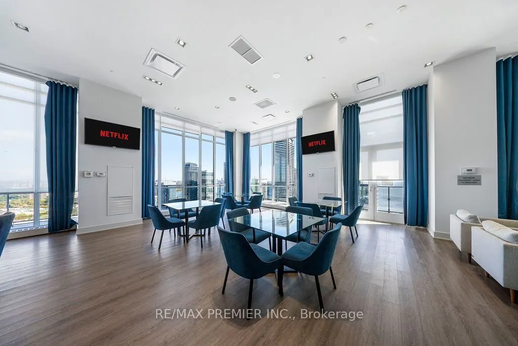 10 Park Lawn Road #1807