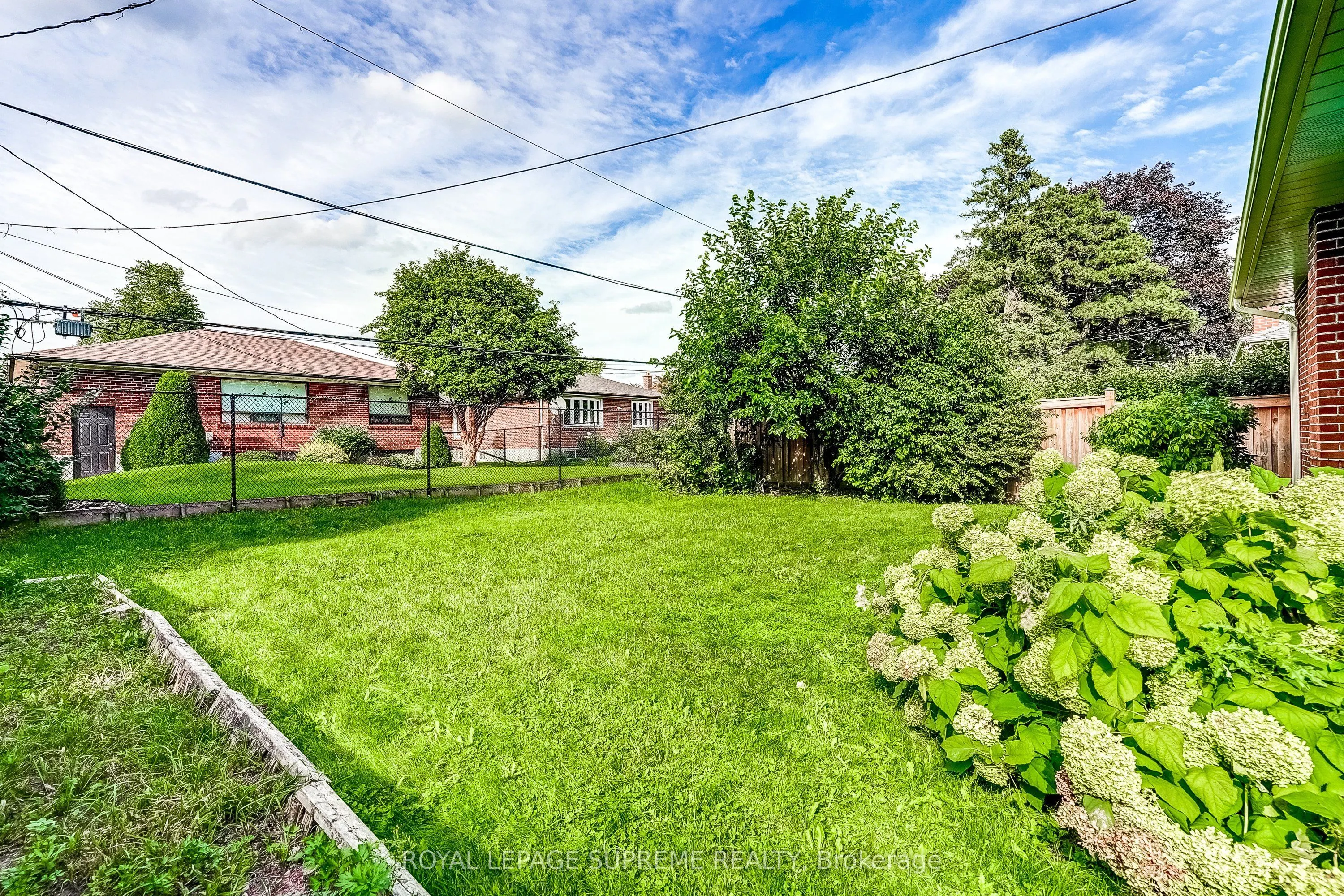 100 Summitcrest Drive